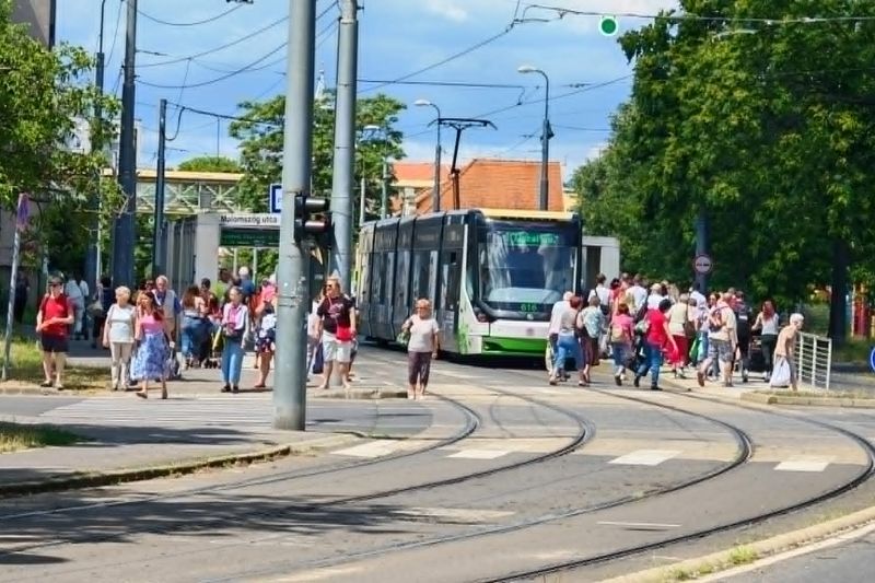 Jelentős változások a miskolci villamosközlekedésben: pótlóbuszok járnak a hétvégén
