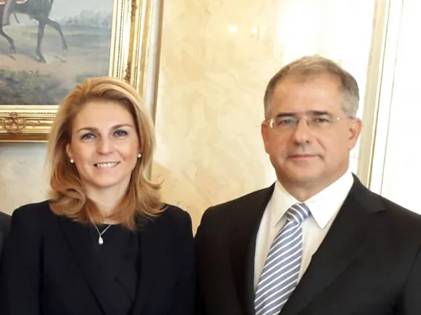 Így múlik el a dicsőség, bő két évtizeddel ezelőtt miskolci korcsolyázónőnk EB-aranyérmét ünnepeltük, most pedig vádat emeltek ellene kiskorú veszélyeztetése miatt